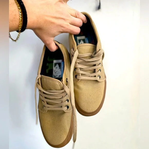 Vans Off The Wall Mens Size 8.5 Skateboarding Shoe beige Canvas Lace Up - Picture 1 of 7